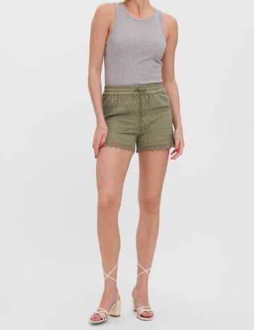Pantaloni scurti Vero Moda, verde, L
