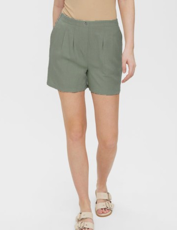 Pantaloni scurti Vero Moda, verde