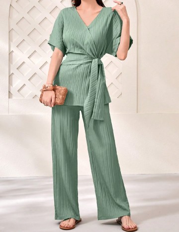 Compleu SHEIN, verde deschis