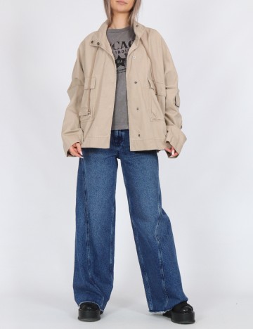 Jacheta Only, maro deschis