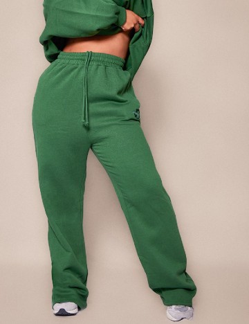 Pantaloni PrettyLittleThing Plus Size, verde