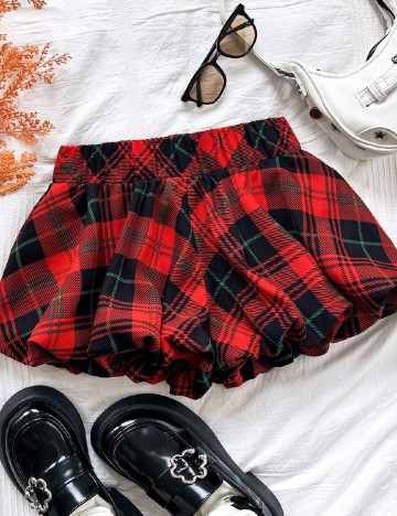 Pantaloni scurti SHEIN, rosu