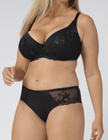 Chilot Triumph, negru