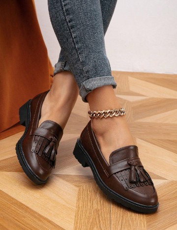 Mocasini SHEIN, maro