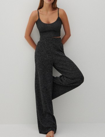 Top Reserved, gri inchis