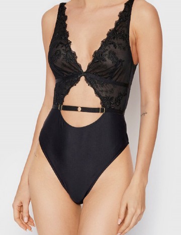 
						Body Guess, negru