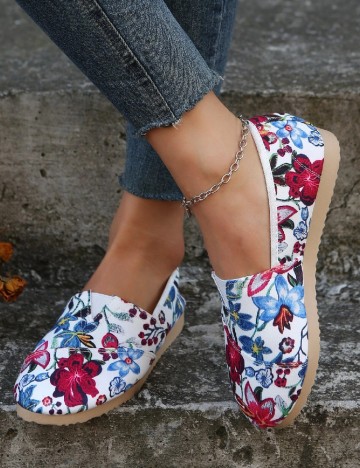 
						Espadrile SHEIN, floral print