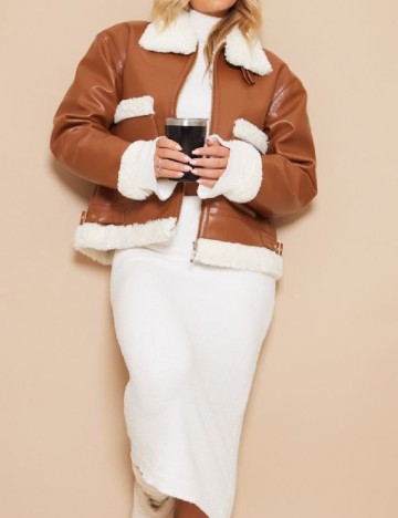 Jacheta PrettyLittleThing, maro