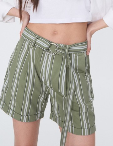 
						Pantaloni Scurti Sinsay, verde, S