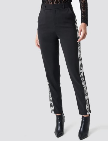 Pantaloni NA-KD, negru