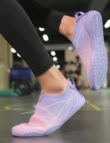 Adidasi SHEIN, mix culori