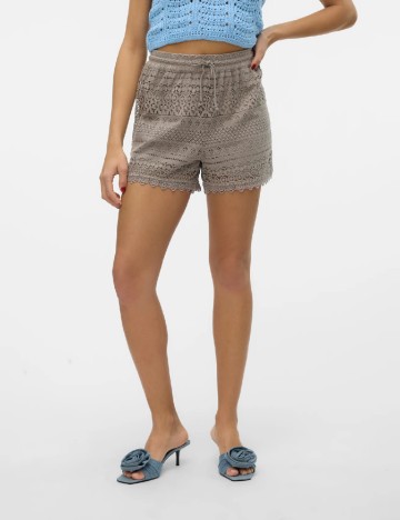 Pantaloni scurti Vero Moda, gri