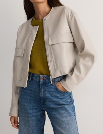 Jacheta Reserved, bej