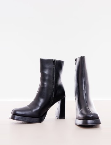 Botine PrettyLittleThing, negru