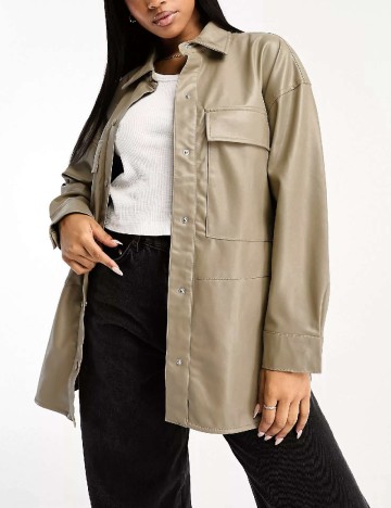 Jacheta Pull&Bear, bej