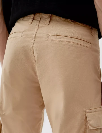 Pantaloni scurti s.Oliver, crem Crem