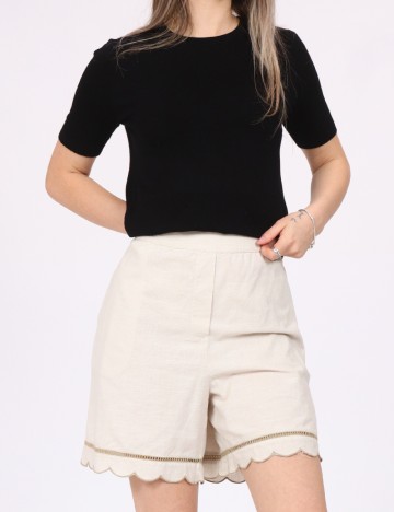 Pantaloni scurti Vero Moda, crem