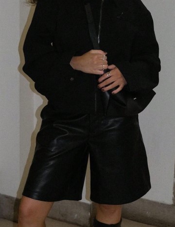 Pantaloni scurti SHEIN, negru