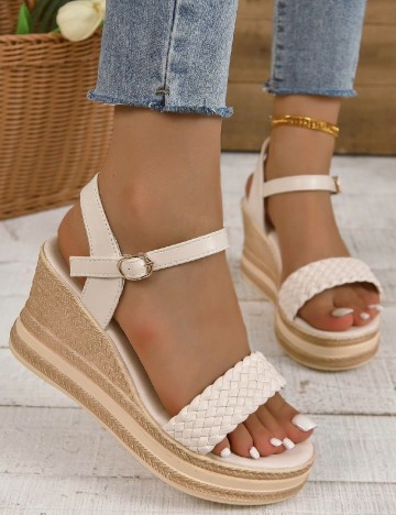 Sandale SHEIN, crem