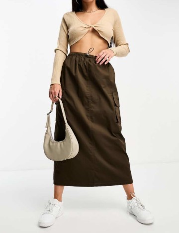 Fusta Sixth June, maro