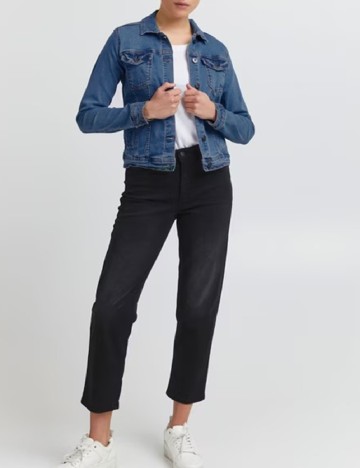 Jacheta Oxmo, albastru