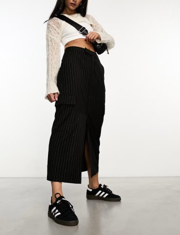 Fusta Stradivarius, negru