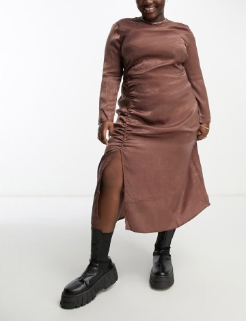 Rochie medie Violet Romance Plus Size, maro