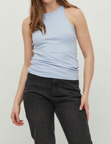 Maiou Vila, albastru deschis