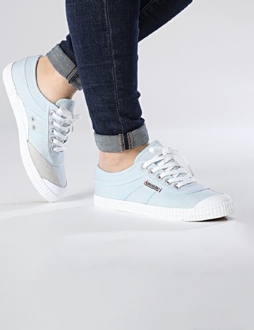 Tenisi Kawasaki, bleu