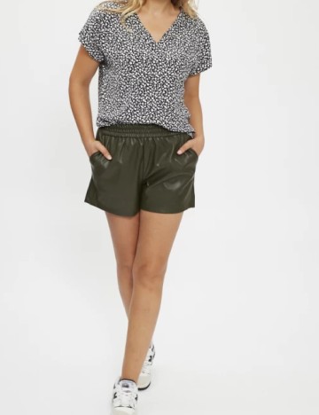 Pantaloni scurti Jacqueline de Yong, verde