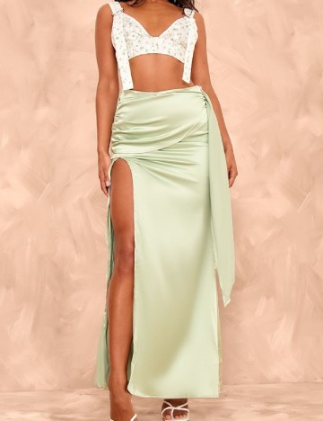 Fusta PrettyLittleThing, verde