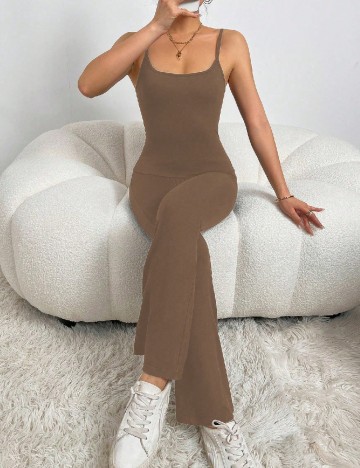 Salopeta SHEIN, maro