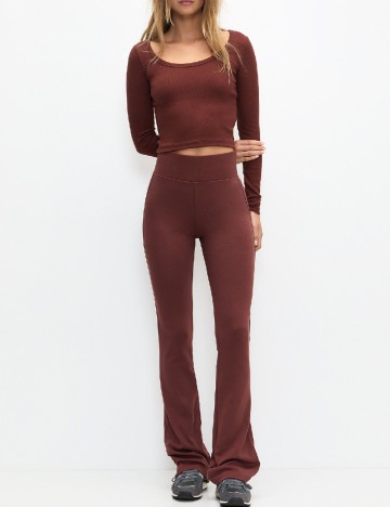 Pantaloni Pull&Bear, maro