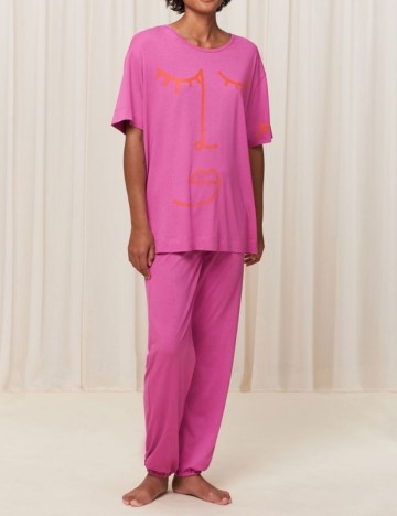 Pijama Triumph, roz