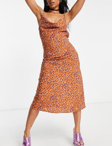 Rochie medie Urban Threads, maro