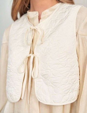 Vesta SHEIN, ecru