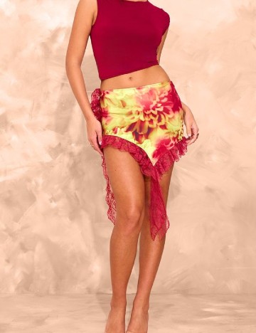 Fusta PrettyLittleThing, floral print