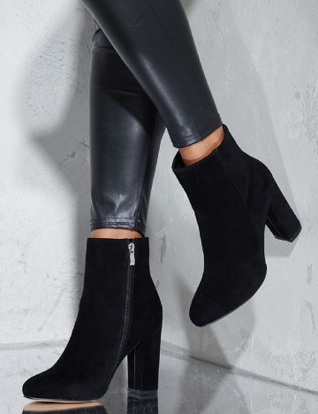 Botine PrettyLittleThing, negru