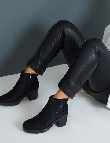 Botine PrettyLittleThing, negru