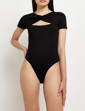 Body River Island, negru Negru