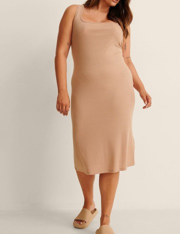 Rochie medie NA-KD Plus Size, crem