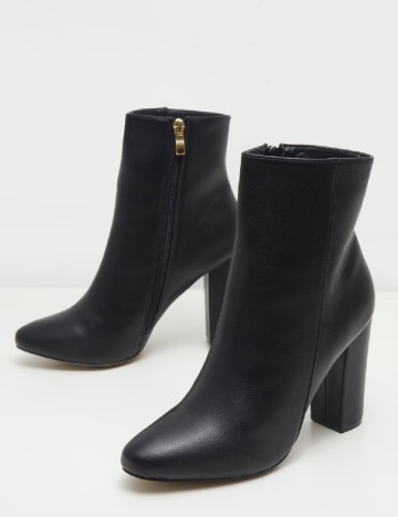 Botine PrettyLittleThing, negru