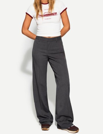 Pantaloni Bershka, gri