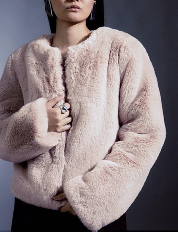 Jacheta Forever New, bej