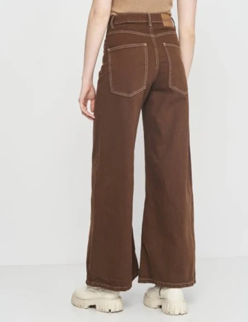 Blugi Bershka, maro, 36