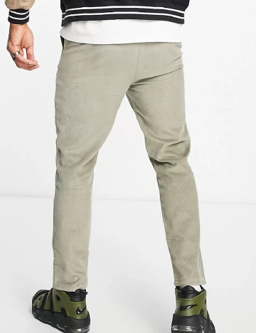 Pantaloni ASOS, verde Verde