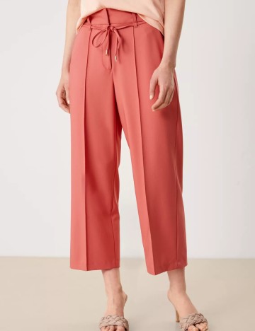 
						Pantaloni s.Oliver, roz