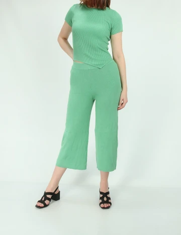Pantaloni Bershka, verde, S Verde