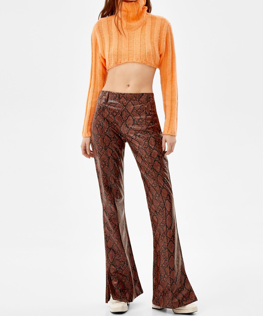 Pantaloni Bershka, maro, S