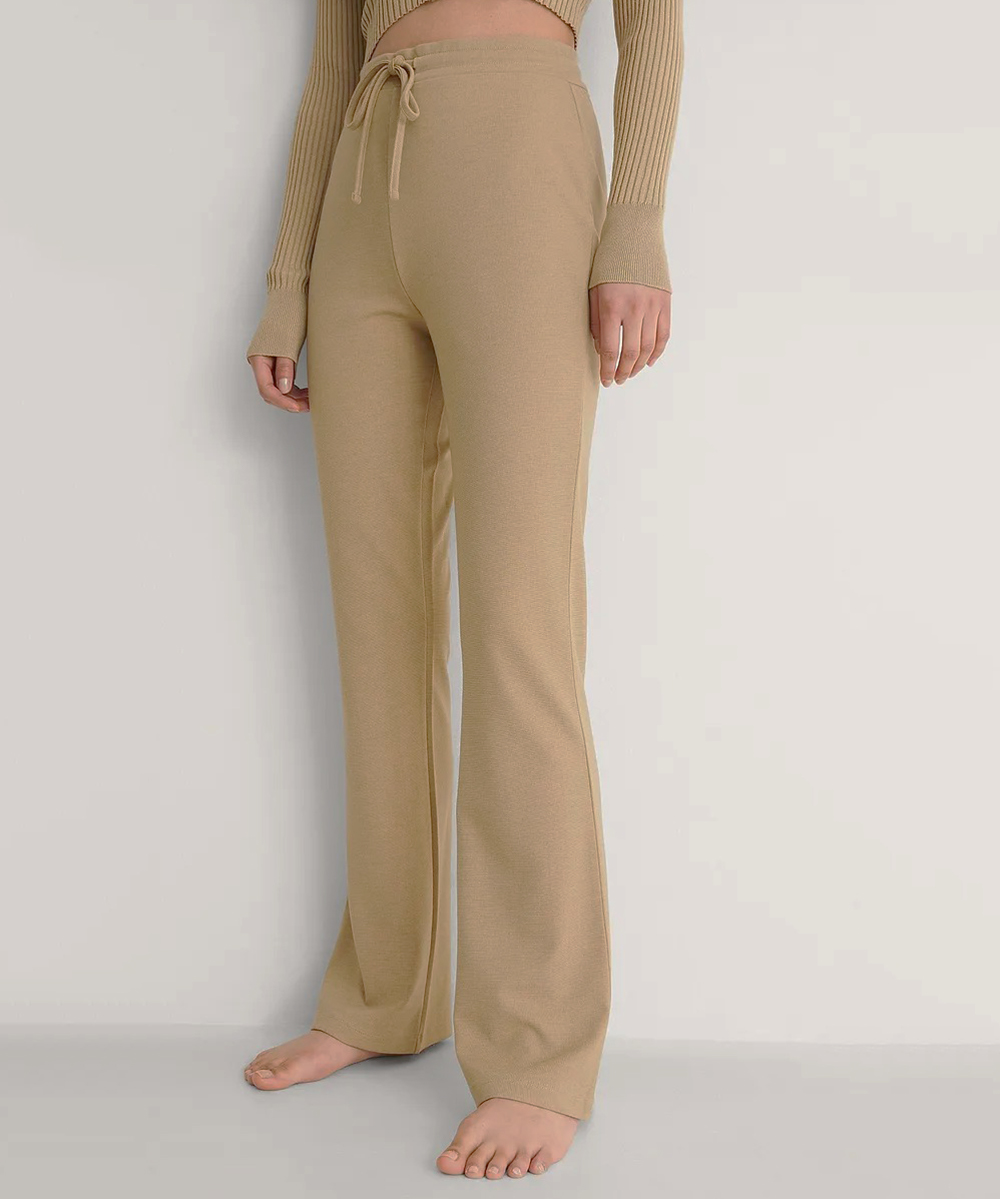 Pantaloni NA-KD, crem, M